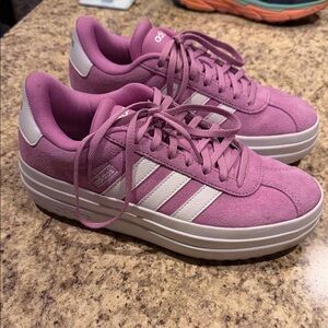 Adidas Women's Mauve and White Sneakers